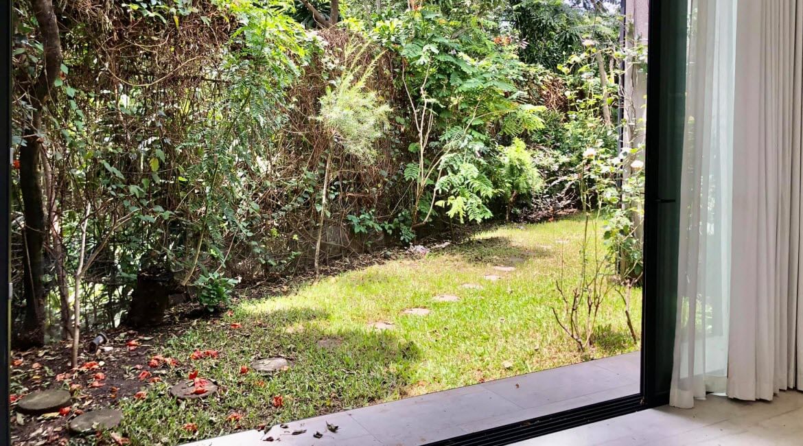 Houses for sale in Santa Ana