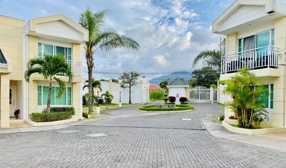 Luxury Condominiums for sale in Costa Rica