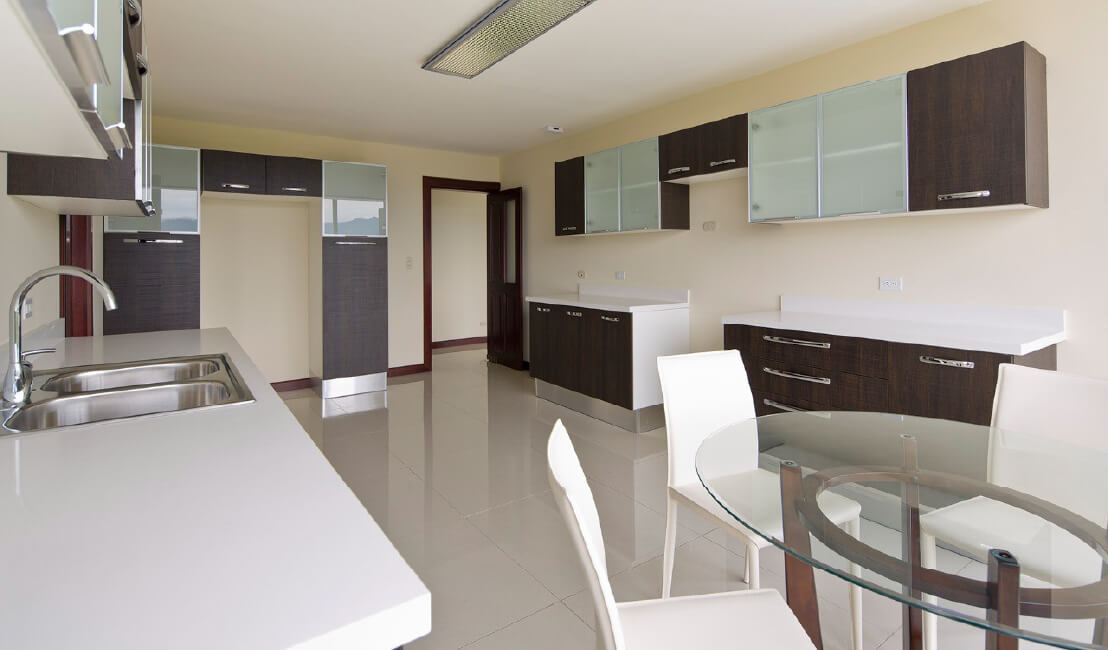 Apartamentos Altos de Marbella, Escazú