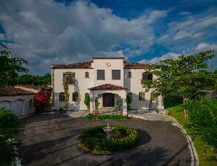 House Villa del Arroyo La Guacima