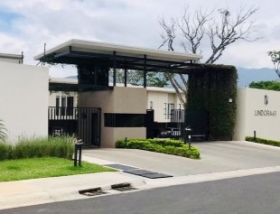 Casa Lindora 43